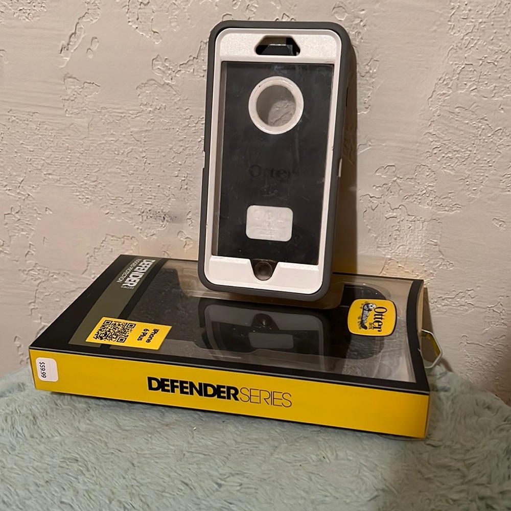 Used iPhone 6 Plus Otter box